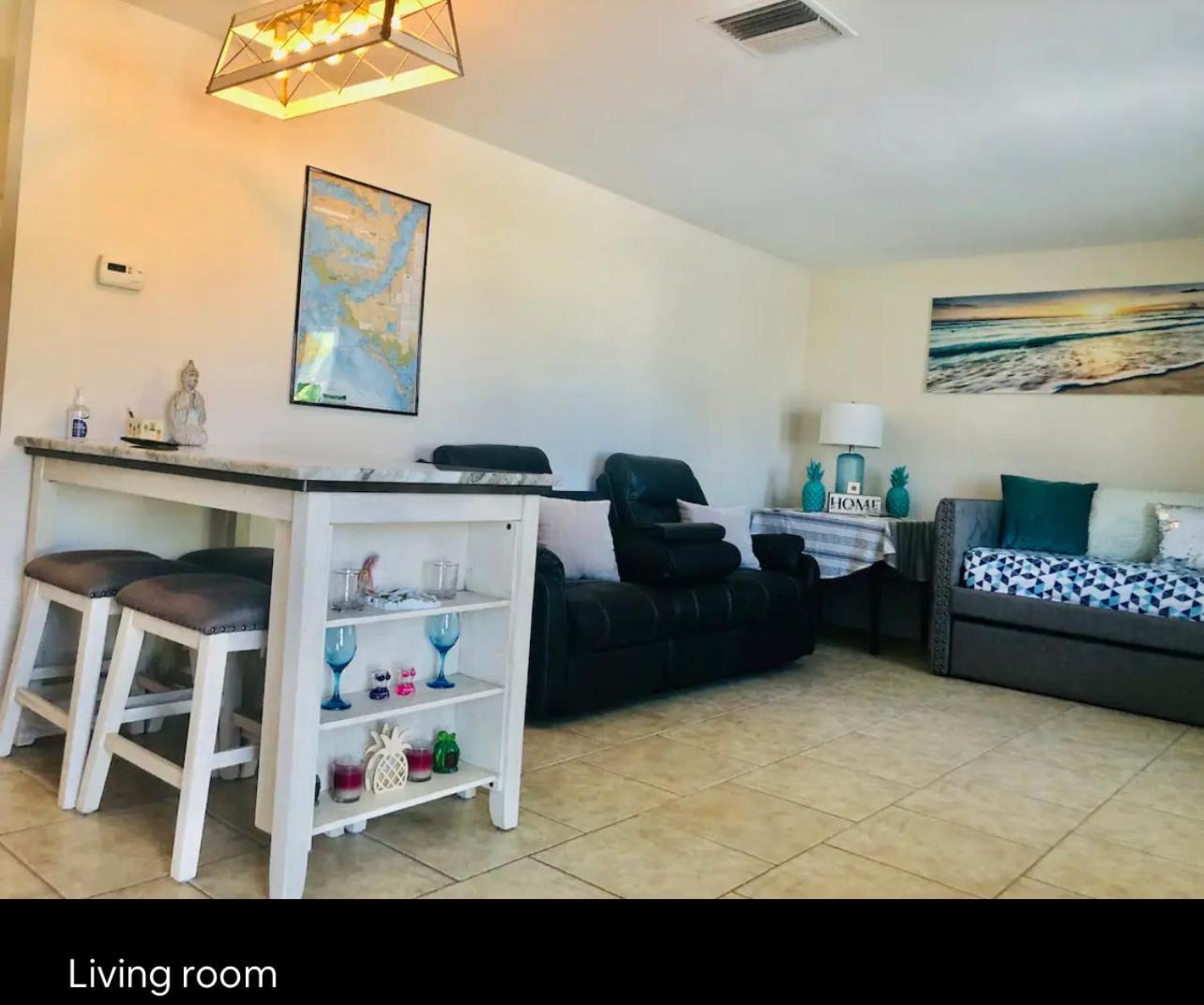 Cozy Home With One Bedroom Cape Coral Exterior foto