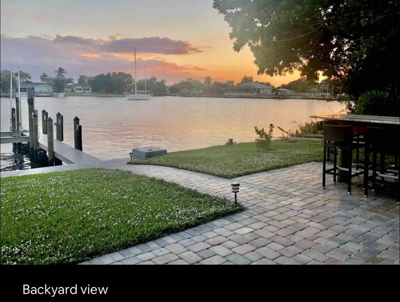 Cozy Home With One Bedroom Cape Coral Exterior foto